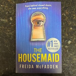 The Housemaid by Freida McFadden Book